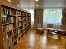 Услуги санатория в Крыму в Евпатории – библиотека